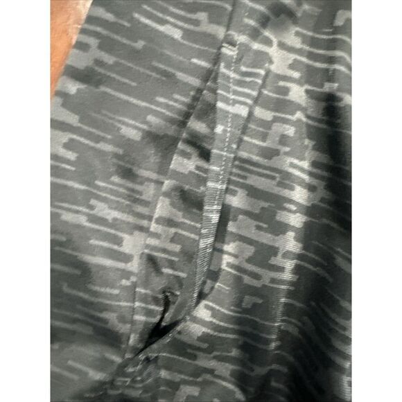 Mens Adidas Jacket Size Med Black And Gray With Black Stripes On The Sleeves - Picture 4 of 6